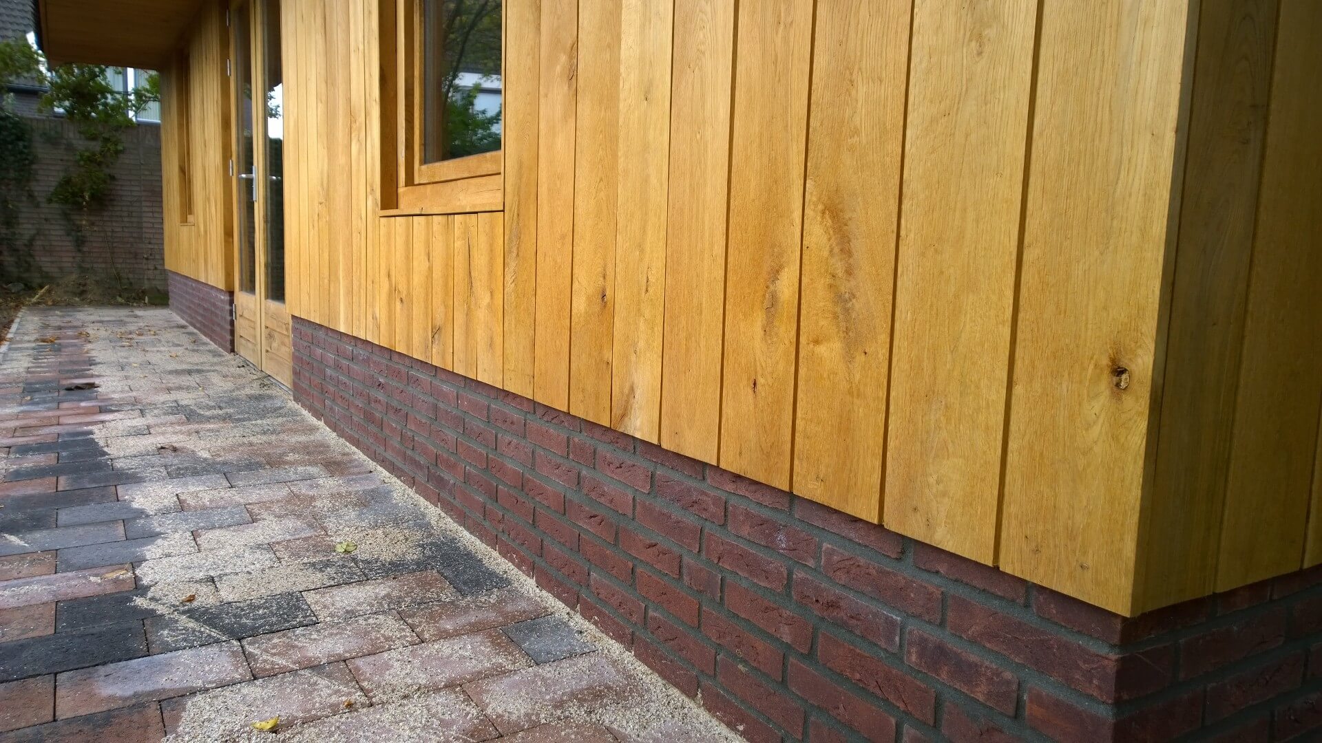 gedeeltelijk-metselwerk-eiken-bouwbedrijf-bergeijk-bouw-tb